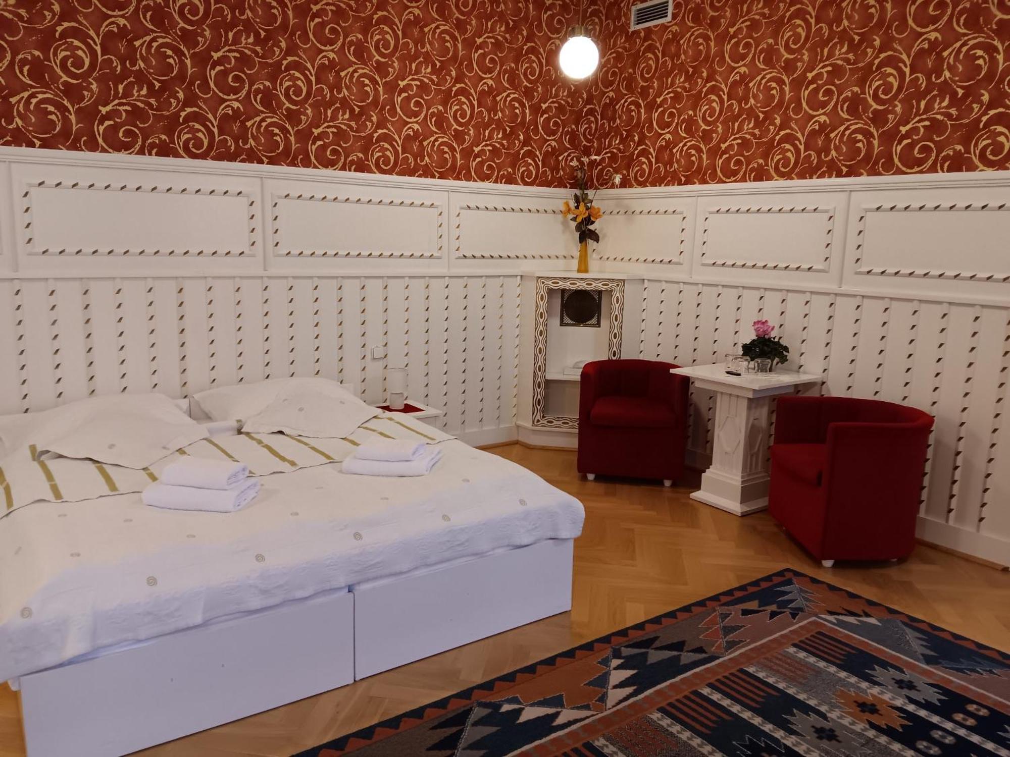Hotel U Beránka Náchod Esterno foto