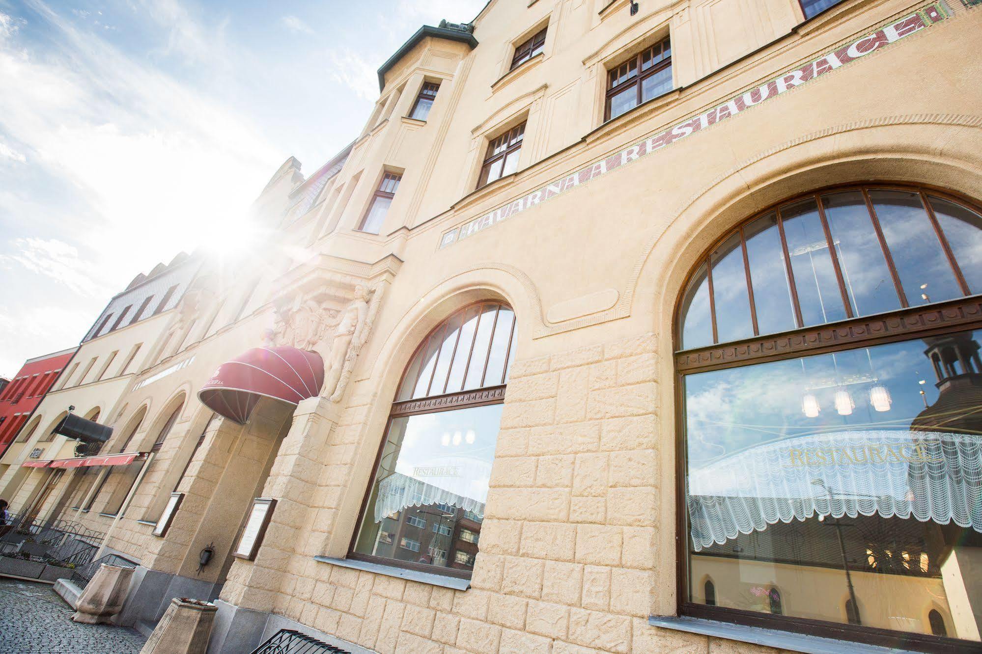 Hotel U Beránka Náchod Esterno foto